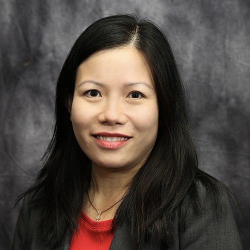 Anh Nguyen, Manager Headshot Photo